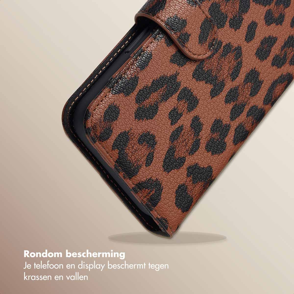 Selencia Sabi Bookcase met Panterprint voor de Apple iPhone 14 / 13 - Mocha Brown