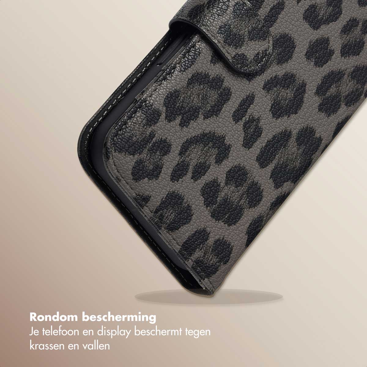Selencia Sabi Bookcase met Panterprint voor de Apple iPhone 15 - Midnight Black