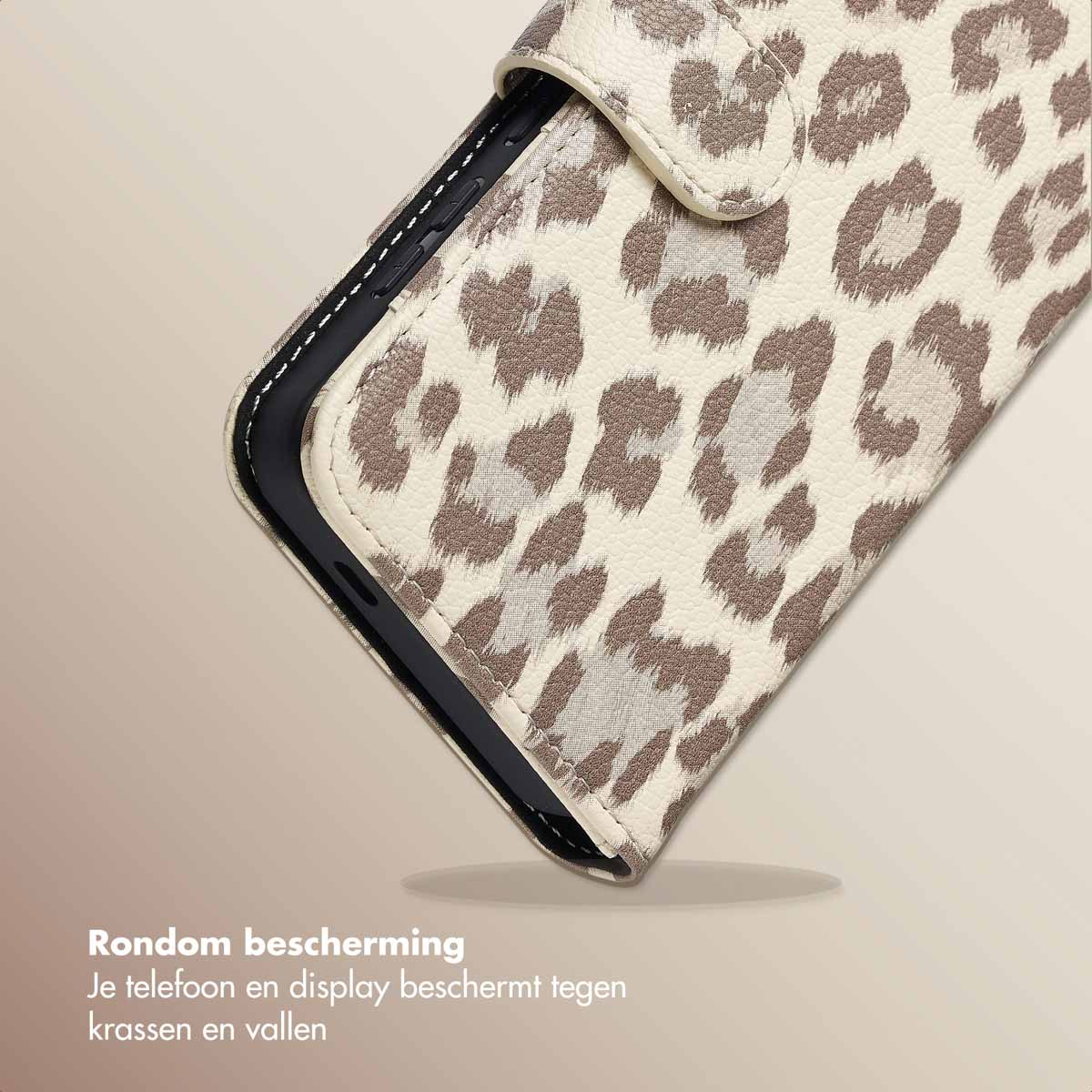 Selencia Sabi Bookcase met Panterprint voor de Samsung Galaxy S25 / S24 - Soft Ivory