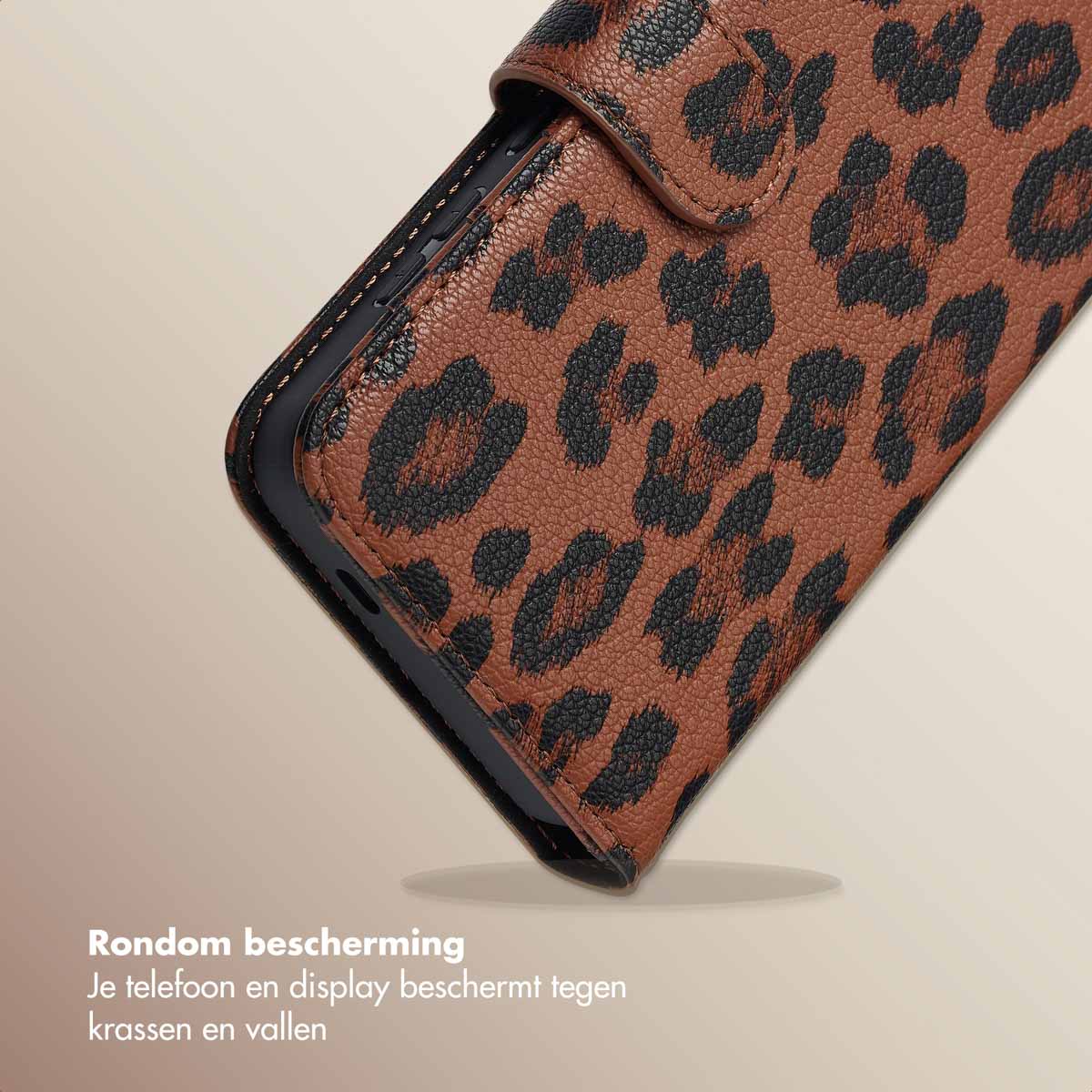 Selencia Sabi Bookcase met Panterprint voor de Samsung Galaxy S25 / S24 - Mocha Brown