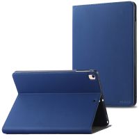 Accezz Classic Tablet Case iPad 6 (2018) 9.7 inch / iPad 5 (2017) 9.7 inch / Air 2 (2014) - Donkerblauw