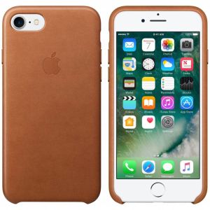 Apple Leather Backcover iPhone SE (2022 / 2020) / 8 / 7 - Saddle Brown