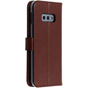 Valenta Leather Bookcase Samsung Galaxy S10e - Bruin