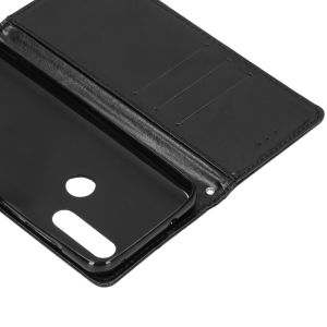 Basic Leather Bookcase Motorola One Action - Zwart