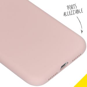 Accezz Liquid Silicone Backcover iPhone Xr - Roze