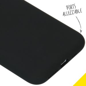 Accezz Liquid Silicone Backcover iPhone 11 Pro - Zwart