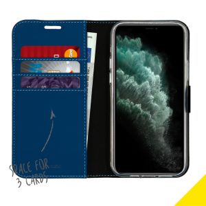 Accezz Wallet Softcase Bookcase iPhone 12 (Pro) - Blauw
