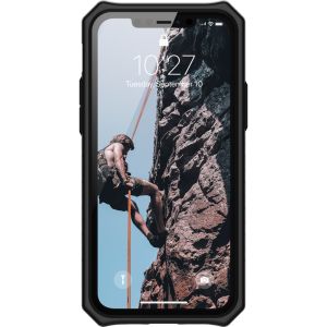 UAG Monarch Backcover iPhone 12 (Pro) - Zwart