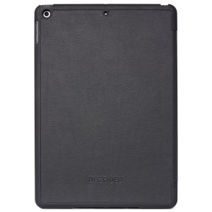 Decoded Leather Slim Cover iPad 9 (2021) 10.2 inch / iPad 8 (2020) 10.2 inch / iPad 7 (2019) 10.2 inch - Zwart