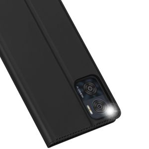 Dux Ducis Slim Softcase Bookcase Motorola Moto E22 - Zwart