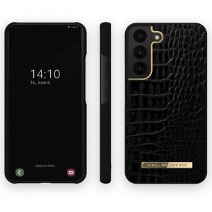 iDeal of Sweden Atelier Backcover Samsung Galaxy S22 - Neo Noir Croco