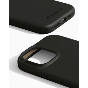 iDeal of Sweden Silicone Case iPhone 15 - Black