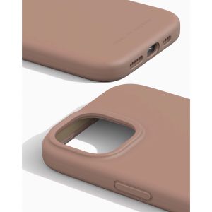 iDeal of Sweden Silicone Case iPhone 15 - Blush Pink