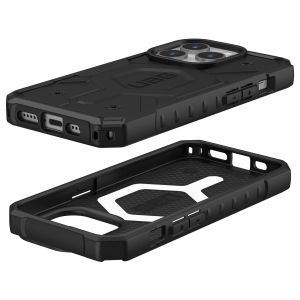 UAG Pathfinder Backcover MagSafe iPhone 15 Pro - Zwart
