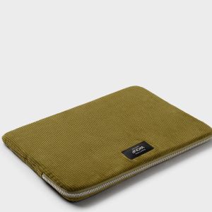 Wouf Corduroy - Laptop hoes 13-14 inch - Laptopsleeve - Olive