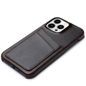 Wachikopa Full Wrap C.C. Backcover met 2 pashouders iPhone 13 Pro - Dark Brown