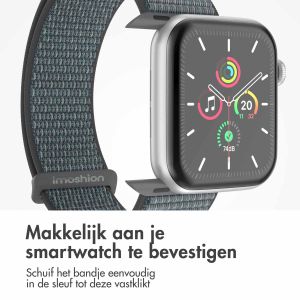 iMoshion Nylon⁺ bandje Apple Watch Series 1-9 / SE / Ultra (2) - 42/44/45/49 mm - Ash Green