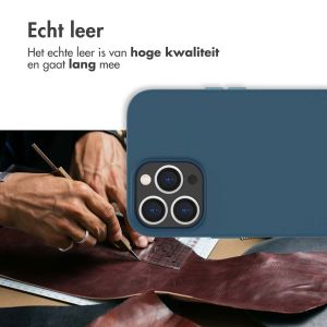Accezz Leather Backcover met MagSafe iPhone 12 Pro Max -Donkerblauw