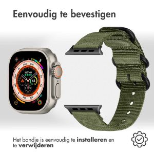 iMoshion Nylon bandje Apple Watch Series 1-9 / SE / Ultra (2) - 42/44/45/49 mm - Groen