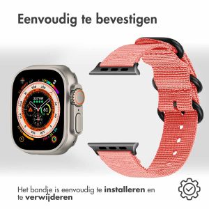 iMoshion Nylon bandje Apple Watch Series 1-9 / SE / Ultra (2) - 42/44/45/49 mm - Roze
