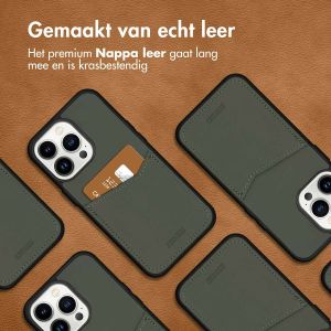 Accezz Premium Leather Card Slot Backcover iPhone 13 Pro - Groen