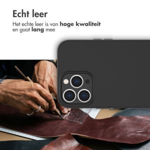 Accezz Leather Backcover met MagSafe iPhone 14 Pro - Zwart