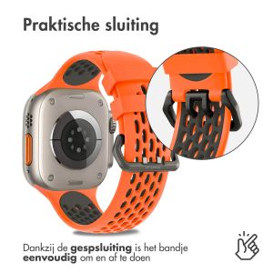 iMoshion Siliconen sport bandje gesp Apple Watch Series 1-9 / SE / Ultra (2) - 42/44/45/49 mm - Oranje / Zwart