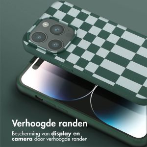 Selencia Siliconen design hoesje met afneembaar koord iPhone 14 Pro - Irregular Check Green