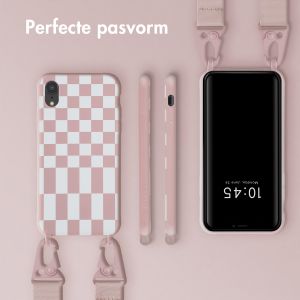 Selencia Siliconen design hoesje met afneembaar koord iPhone Xr - Irregular Check Sand Pink