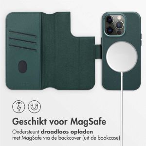 Accezz Leather Bookcase 2-in-1 met MagSafe iPhone 14 Pro - Cedar Green