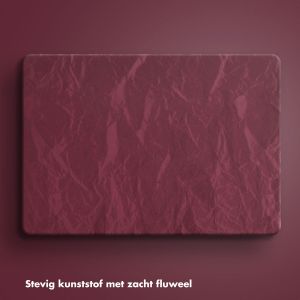 Selencia Fluwelen Cover MacBook Air 15 inch (2023) / Air 15 inch (2024) M3 chip - A2941 / A3114 - Donkerrood
