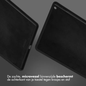 Accezz Liquid Silicone Backcover iPad 10.2 (2019 / 2020 / 2021) - Zwart