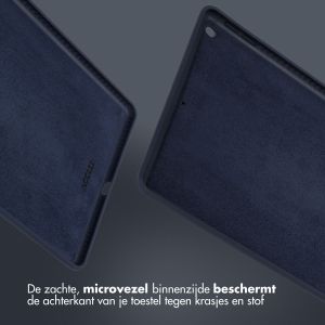 Accezz Liquid Silicone Backcover iPad 10.2 (2019 / 2020 / 2021) - Donkerblauw
