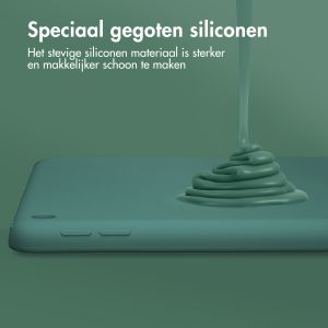 Accezz Liquid Silicone Backcover iPad 10.2 (2019 / 2020 / 2021) - Donkergroen