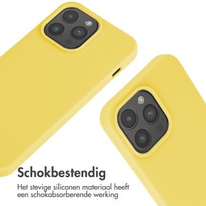 iMoshion Siliconen hoesje met koord iPhone 15 Pro Max - Geel