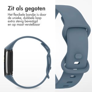 iMoshion Siliconen bandje Fitbit Charge 5 / Charge 6 - Maat S - Official Blue