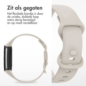 iMoshion Siliconen bandje Fitbit Charge 5 / Charge 6 - Maat S - Apricot