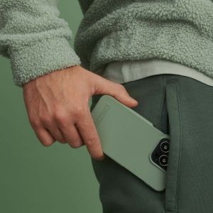 iDeal of Sweden Seamless Case Backcover iPhone 11 - Sage Green