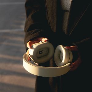 Defunc Mondo Over-Ear Koptelefoon - Draadloze koptelefoon - Bluetooth koptelefoon - Clear