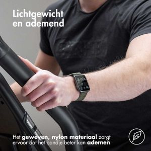 iMoshion Elastisch nylon bandje Apple Watch Series 1-8 / SE - 38/40/41mm - Donkergroen