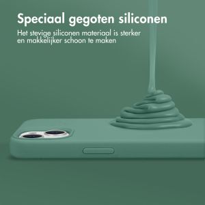 Accezz Liquid Silicone Backcover iPhone 13 Mini - Donkergroen
