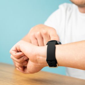 iMoshion Siliconen bandje OnePlus Watch - Zwart