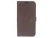 Valenta Leather Bookcase iPhone 12 (Pro) - Bruin