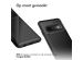 iMoshion Carbon Softcase Backcover Samsung Galaxy S10 - Zwart