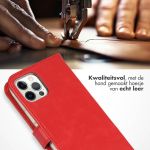 Selencia Echt Lederen Bookcase iPhone 12 (Pro) - Rood