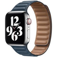 Apple Leather Link M/L Apple Watch Series 1-8 / SE - 38/40/41 mm - Baltic Blue