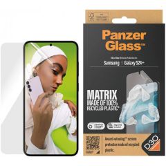 PanzerGlass Matrix Recycled Ultra-Wide Fit Anti-Bacterial Screenprotector incl. applicator Samsung Galaxy S24 Plus