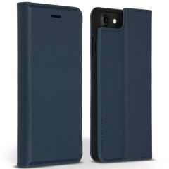 Accezz Premium Leather Slim Book Case iPhone SE (2022 / 2020) / 8 / 7 / 6(s) - Donkerblauw