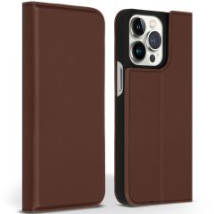 Accezz Premium Leather Slim Bookcase iPhone 13 Pro - Bruin