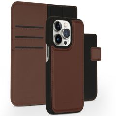 Accezz Premium Leather 2 in 1 Wallet Book Case iPhone 14 Pro - Bruin